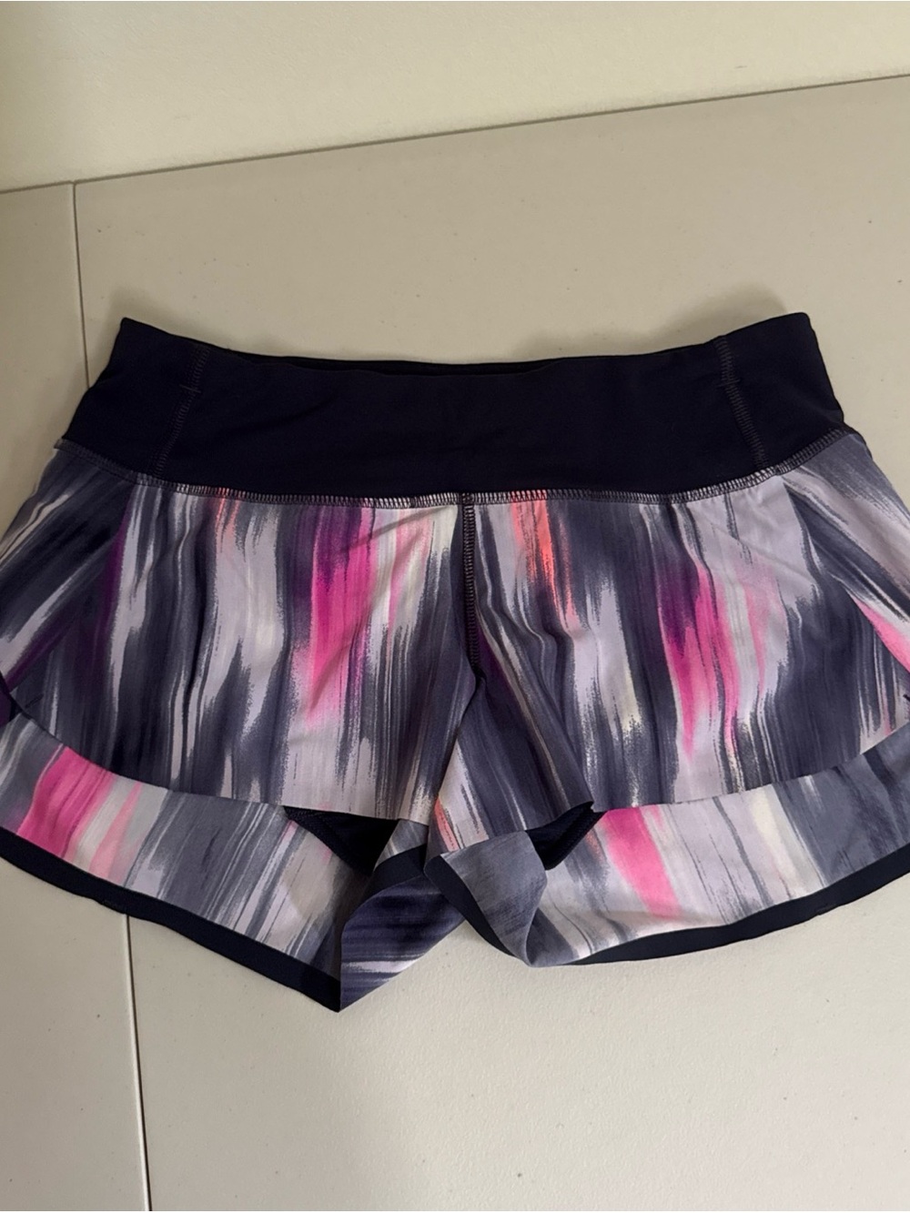 Lululemon Women’s Athletic speed Shorts in Pink blue Brushstroke Print mirage
